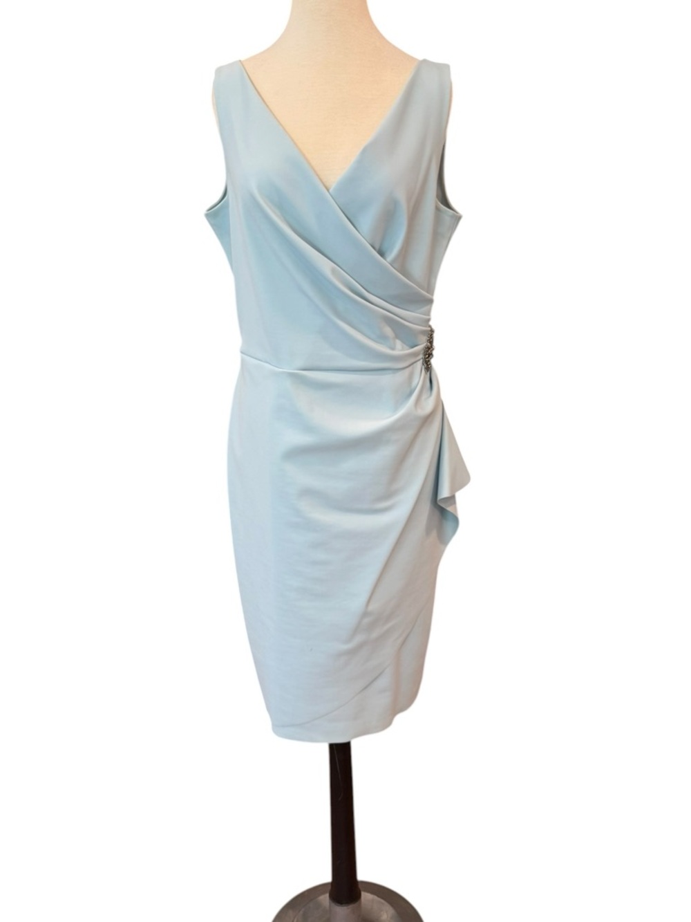 Alex Evenings Surplice Ruched Sheath Dress Rhinestone Brooch Light Blue Size 14 - Picture 2 of 10